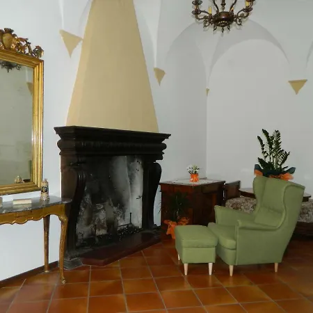 Visitarcevia Szálloda Arcevia